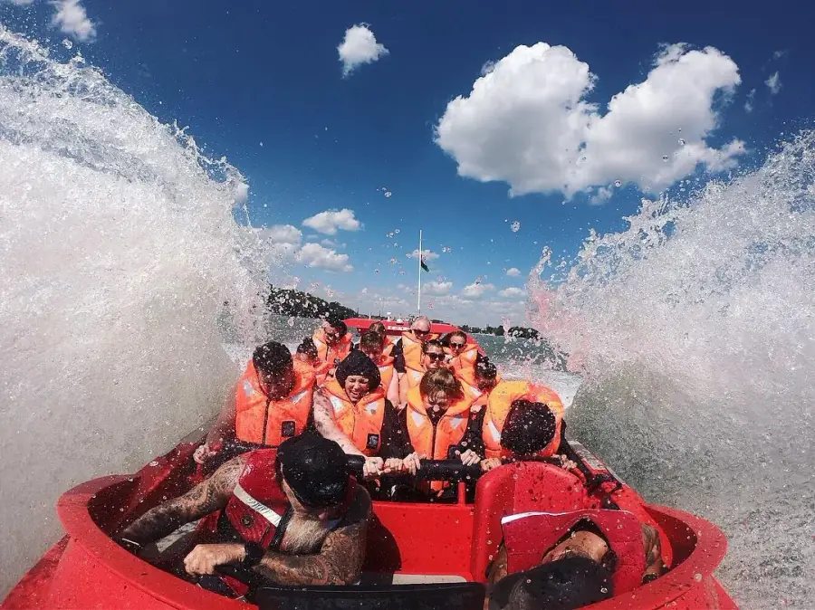 RedJet extrém jetboat – 3/4. fotó